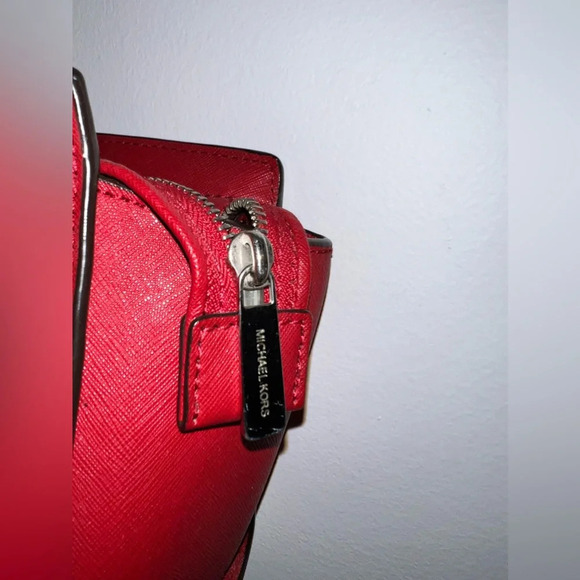 Michael Kors Crossbody Bag - Picture 5 of 13